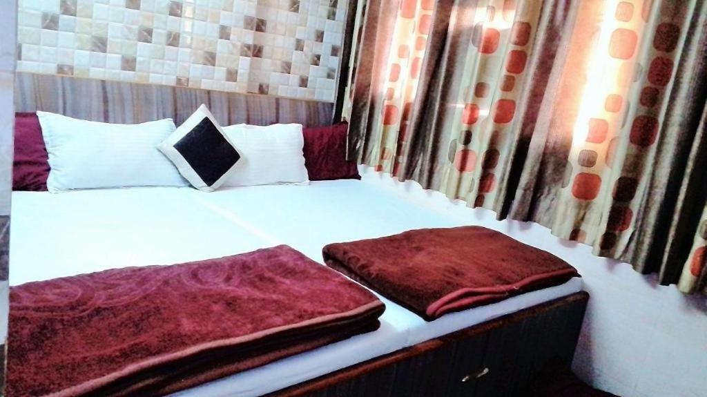 Ajanta Hotel 100 Mtrs Railway Station & 400 Mtrs Dargah Аджмер Екстер'єр фото