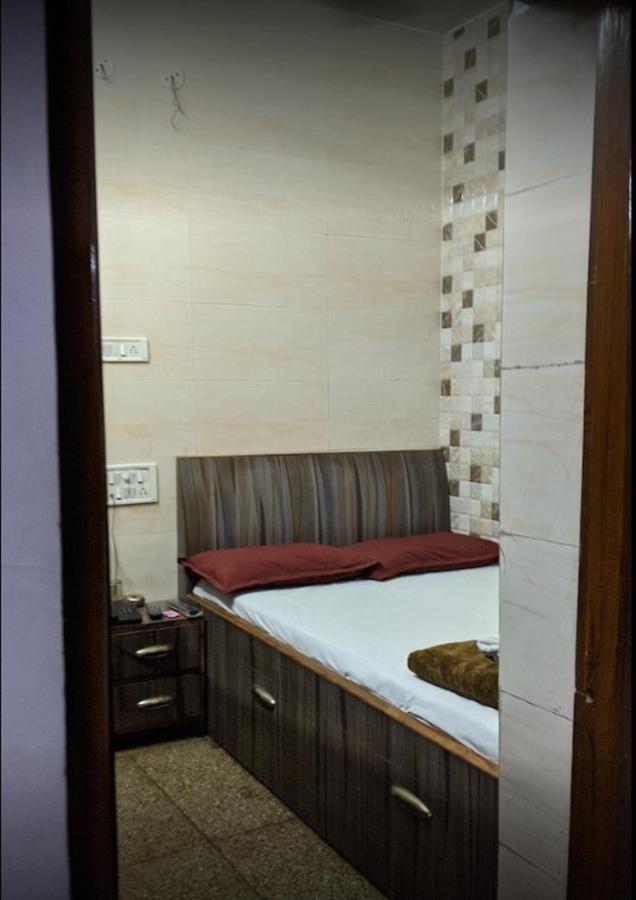 Ajanta Hotel 100 Mtrs Railway Station & 400 Mtrs Dargah Аджмер Екстер'єр фото